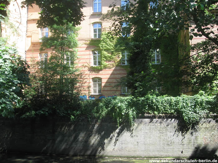 Herbert-Hoover-Schule an der Panke Herbert-Hoover-Schule an der Panke