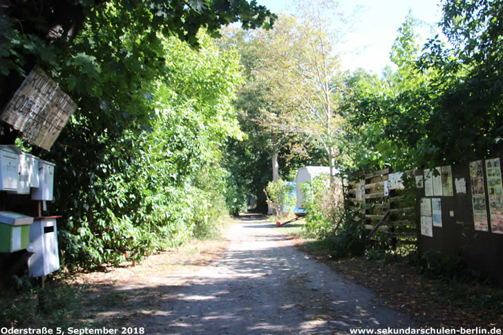 Oderstraße 5, Gelände der Wagenburg (September 2018)