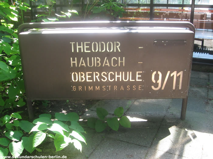 Theodor-Haubach-Schule Schulschild